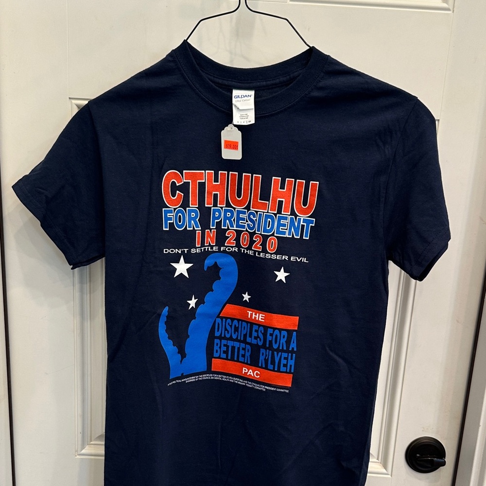 Gildan Navy Cthulhu Graphic T-Shirt
